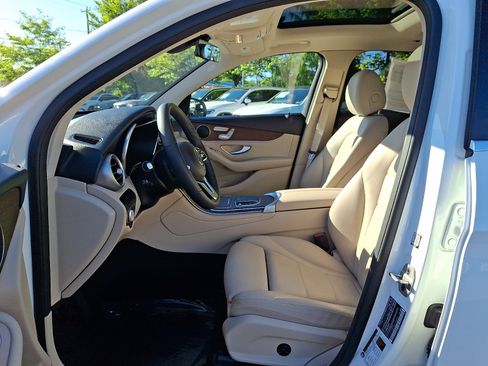 Certified 2022 Mercedes-Benz GLC 300 4MATIC image 13