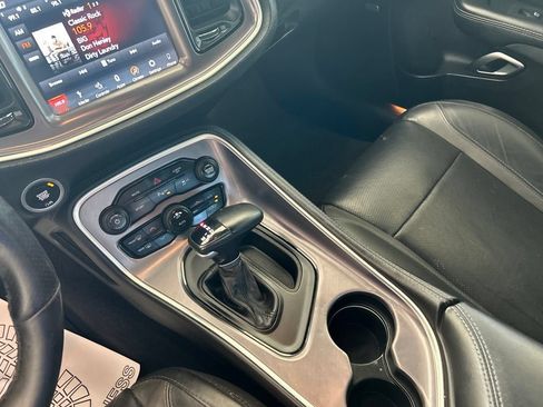 Used 2019 Dodge Challenger SXT w/ Plus Package RWD image 33
