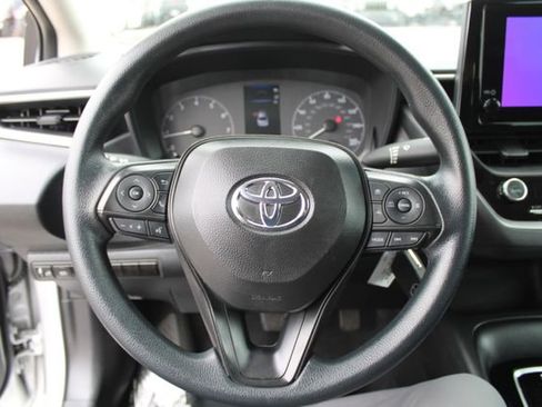 Used 2024 Toyota Corolla LE FWD image 16