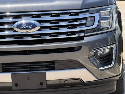 Used 2018 Ford Expedition Limited w/ Equipment Group 302A RWD image 8