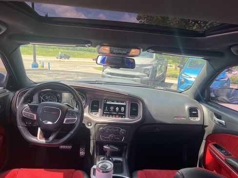 Used 2021 Dodge Charger Scat Pack RWD image 5