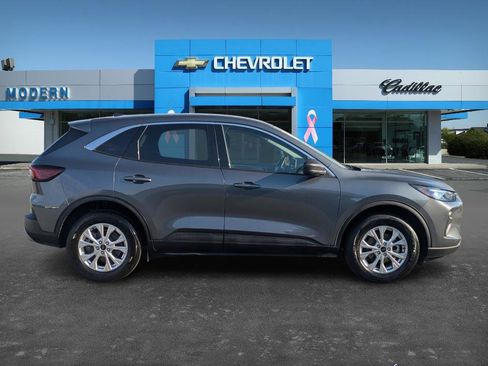 Used 2023 Ford Escape Active w/ Tech Pack #1 image 4