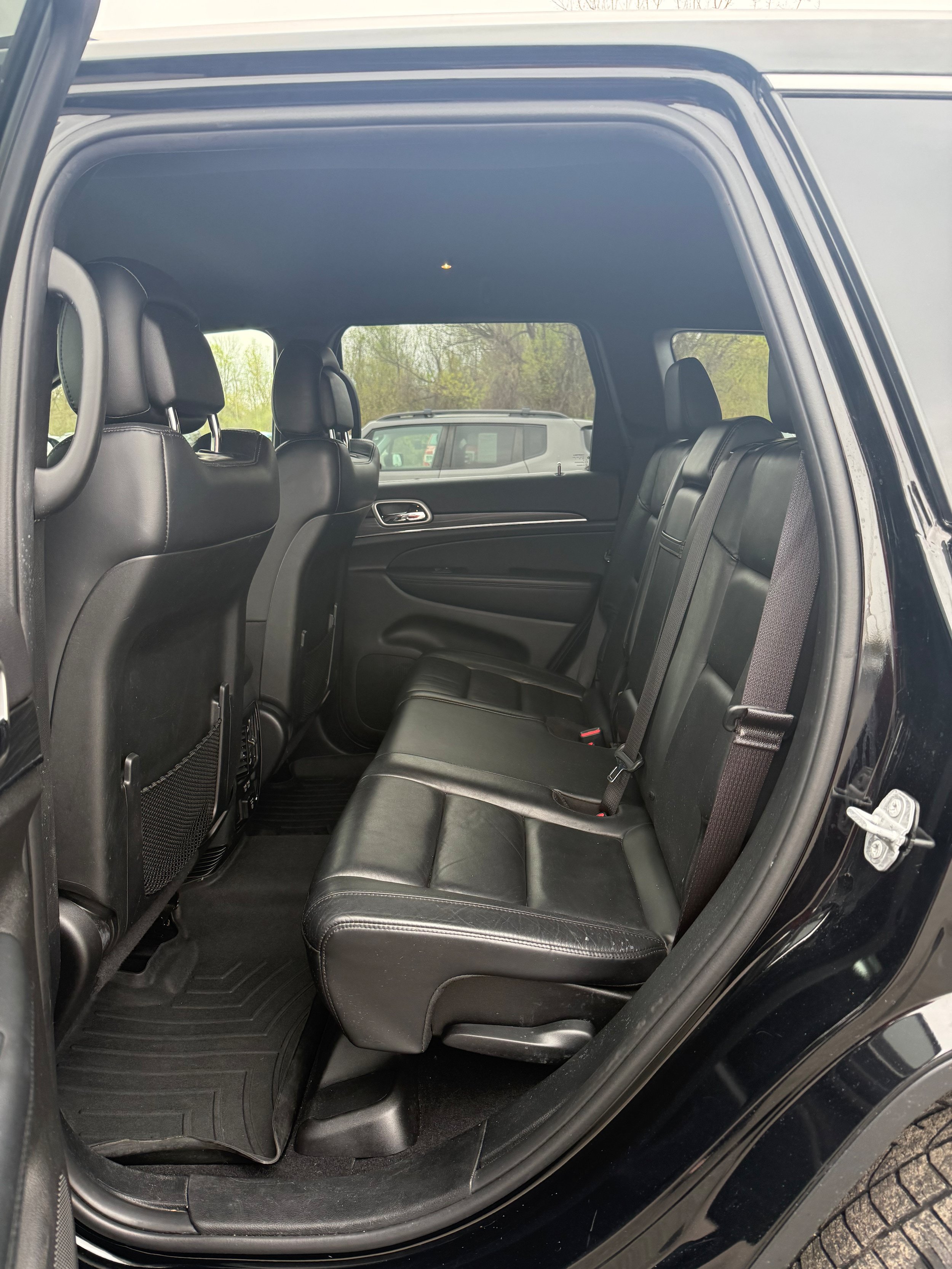 Used 2019 Jeep Grand Cherokee Limited AWD/4WD image 21