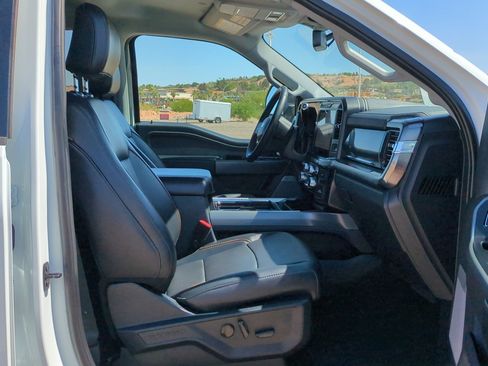 Used 2025 Ford F250 Lariat AWD/4WD image 34