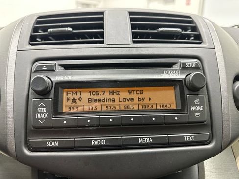 Used 2012 Toyota RAV4 FWD w/ Value Pkg image 30