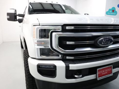 Used 2022 Ford F350 Platinum w/ FX4 Off-Road Package AWD/4WD image 64