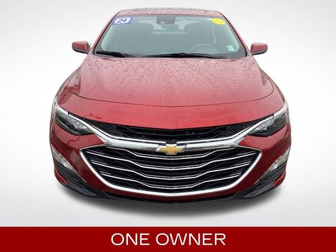 Used 2024 Chevrolet Malibu LT image 3