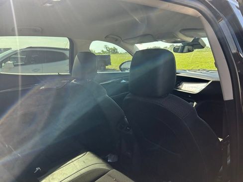 Used 2022 Buick Envision Preferred FWD image 11