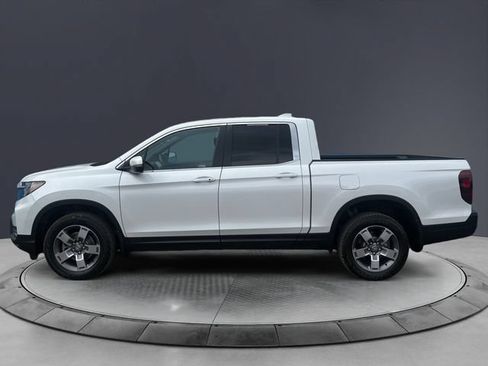 Certified 2024 Honda Ridgeline RTL image 2