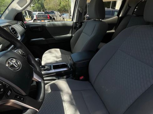 Used 2023 Toyota Tacoma SR5 RWD image 22