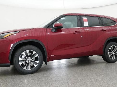 New 2026 Toyota Highlander XLE image 84