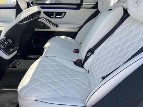 Certified 2023 Mercedes-Benz S 580 4MATIC Sedan image 18