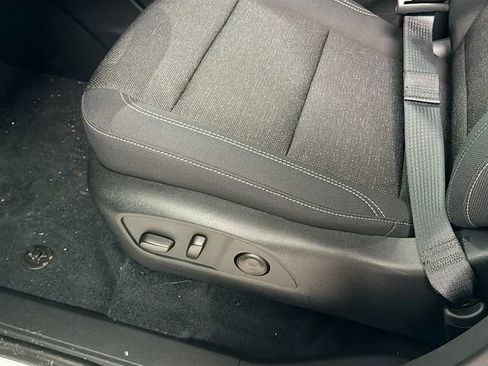 New 2026 Chevrolet Traverse LT image 19