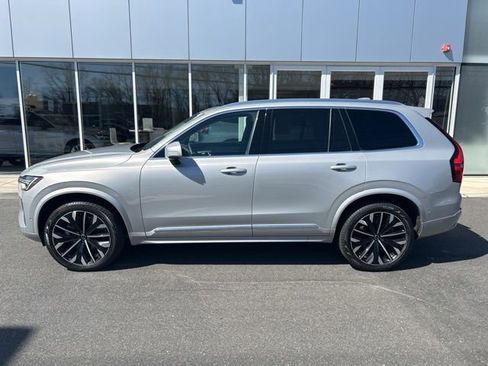 Certified 2025 Volvo XC90 B6 Plus AWD/4WD image 2
