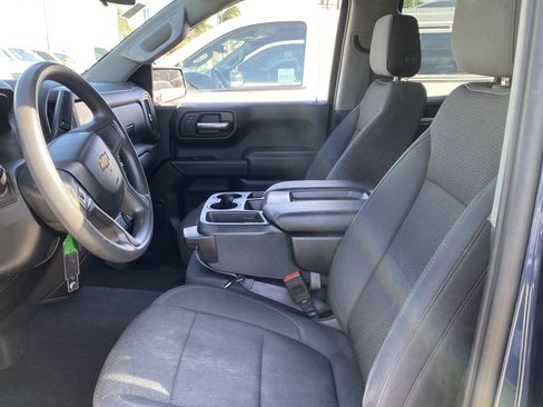 Used 2020 Chevrolet Silverado 1500 Custom w/ Custom Value Package image 14