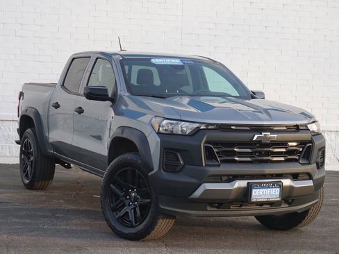 Certified 2023 Chevrolet Colorado Trail Boss w/ Technology Package image 2