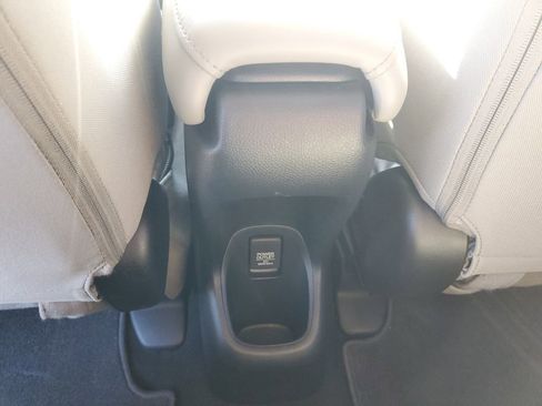 Used 2019 Honda HR-V EX image 21