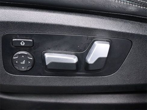 Used 2023 BMW X5 sDrive40i w/ Executive Package image 31