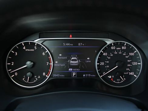 Certified 2025 Nissan Altima 2.5 SR FWD image 15
