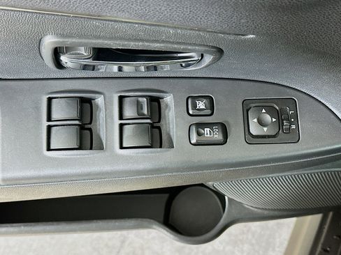 Used 2025 Mitsubishi Outlander Sport LE AWD/4WD image 15