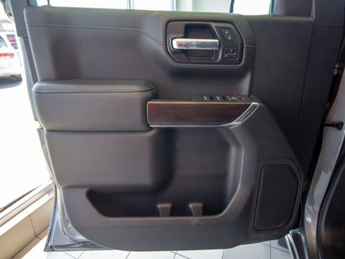 Used 2021 GMC Sierra 1500 SLT w/ SLT Convenience Package image 8