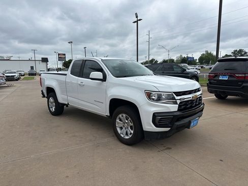 Used 2022 Chevrolet Colorado LT w/ Fleet Safety Package RWD image 3