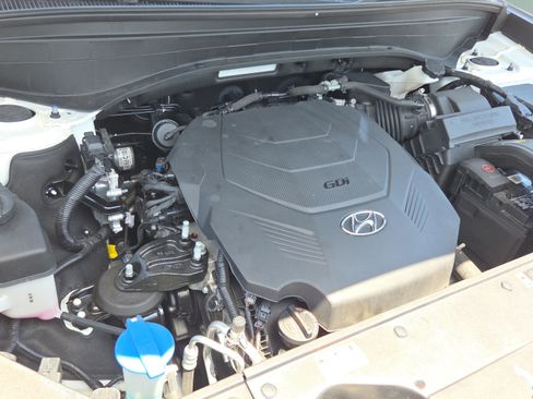 Used 2022 Hyundai Palisade Limited w/ Cargo Package FWD image 18