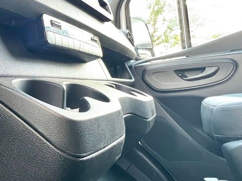 Used 2024 Mercedes-Benz Sprinter 2500 image 23