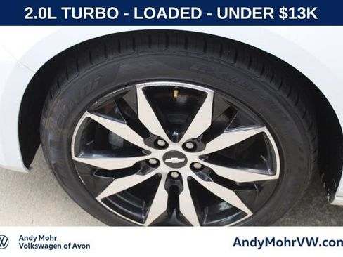 Used 2016 Chevrolet Malibu LT FWD image 10