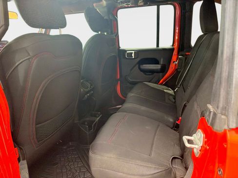 Used 2019 Jeep Wrangler Unlimited Sport S AWD/4WD image 11