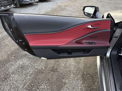 Used 2023 Lexus LC 500 Convertible image 15