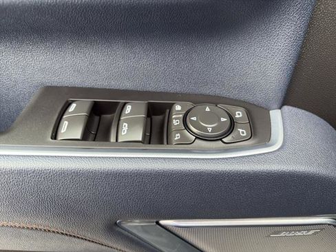 Used 2025 Chevrolet Silverado 3500 High Country w/ Technology Package image 17