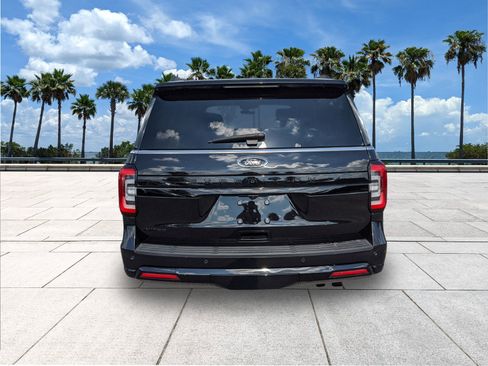 Certified 2023 Ford Expedition Limited image 7