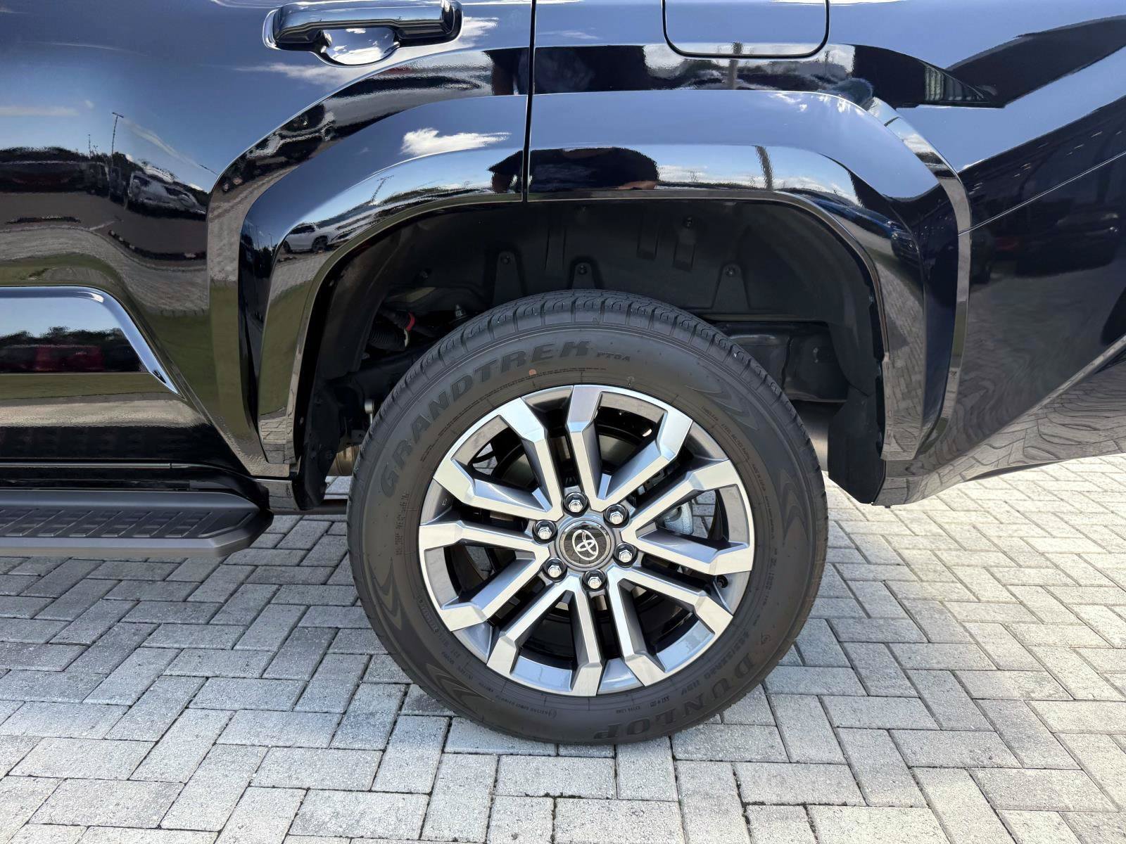 Used 2026 Toyota 4Runner Limited AWD/4WD image 11