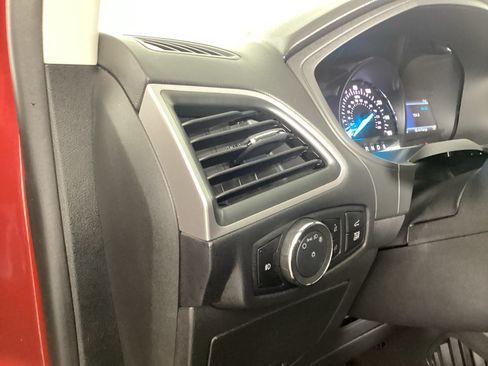 Used 2024 Ford Edge SEL w/ Convenience Package AWD/4WD image 19