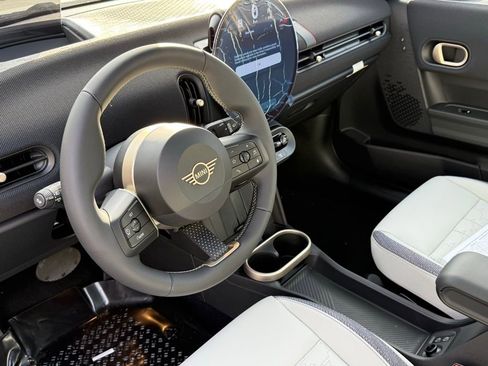 New 2026 MINI Cooper 4-Door Hardtop image 7