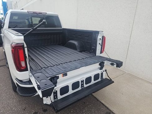 Used 2023 GMC Sierra 1500 Denali AWD/4WD image 23