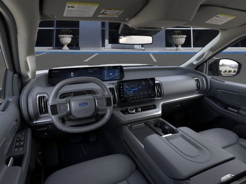 New 2026 Ford Expedition Active RWD image 38