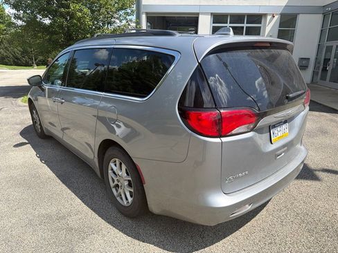 Used 2020 Chrysler Voyager Lxi FWD image 4