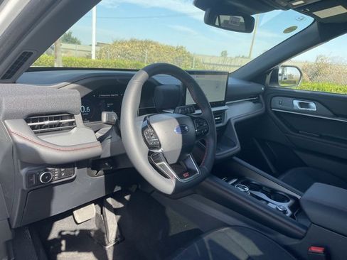 New 2025 Ford Explorer ST image 9