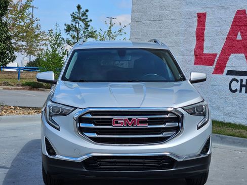 Used 2019 GMC Terrain SLT w/ Preferred Package FWD image 2