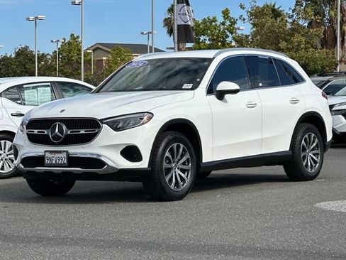 Used 2024 Mercedes-Benz GLC 300 image 8