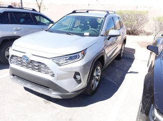 Used 2020 Toyota RAV4 Limited w/ Limited Grade Weather Package AWD/4WD video 1