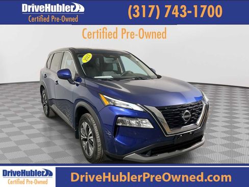 Used 2023 Nissan Rogue SV image 1