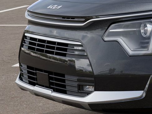 New 2025 Kia Niro EX Touring image 12