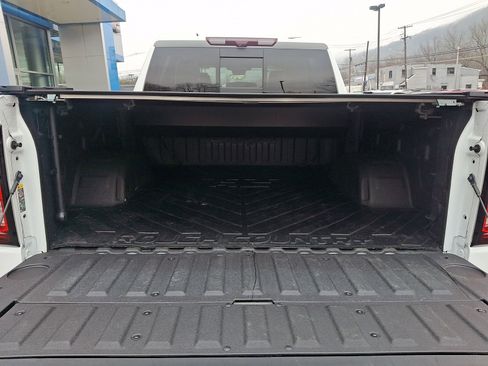 Used 2024 GMC Sierra 1500 AT4X w/ AT4X AEV Edition image 28