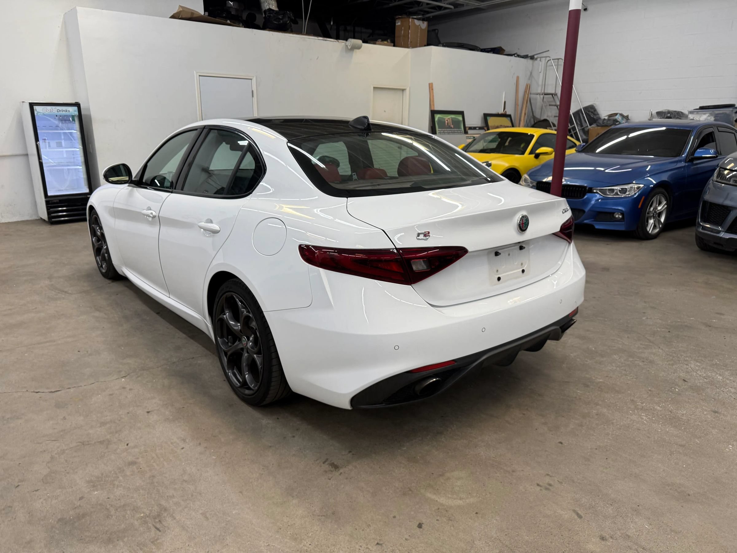 Used 2018 Alfa Romeo Giulia Ti Sport w/ Quick Order Package 22U Sport RWD image 4