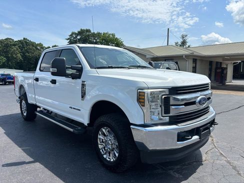 Used 2019 Ford F250 XL w/ STX Appearance Package AWD/4WD image 3