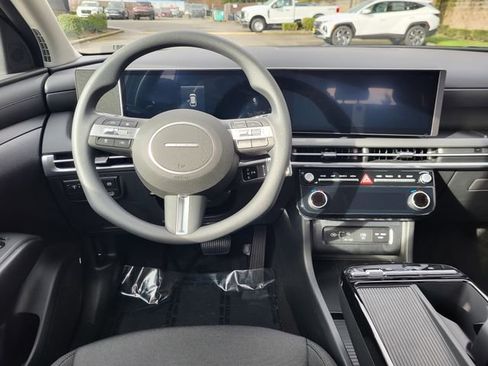 New 2026 Hyundai Tucson Blue SE image 13