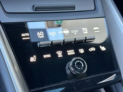 New 2025 Porsche Macan Turbo Electric image 24